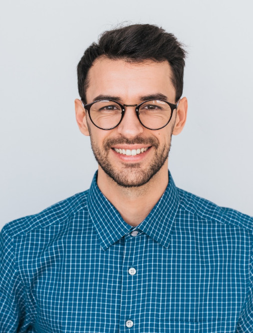 Portrait of smiling man with nice teeth